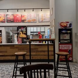 Pizza Hut - Arany János utca Budapest - Belső