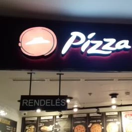 Pizza Hut - Auchan Budaörs Budaörs - Belső