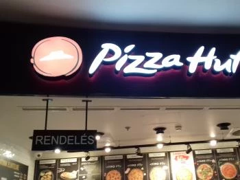 Pizza Hut - Auchan Budaörs Budaörs