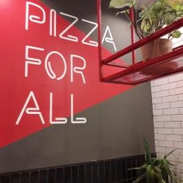 Pizza Hut Express - Astoria Budapest - Belső