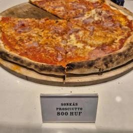 Pizzi Móricz Budapest - Étel/ital