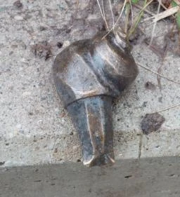 Plank Antal: Csigák miniszobrok