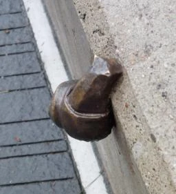 Plank Antal: Csigák miniszobrok