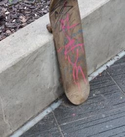 Plank Antal: Gördeszka szobor