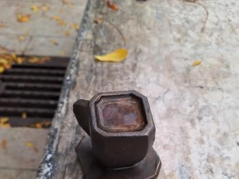 Plank Antal: Kávéscsésze miniszobor Budapest