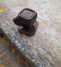 Plank Antal miniszobrai az Allee környékén