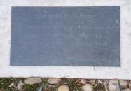 Pom Pom szobor Kisújszállás