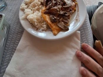 Pongrácz Étterem Csombárd