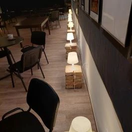 PostART Kulturális Színtér & Kávézó Budaörs - Belső