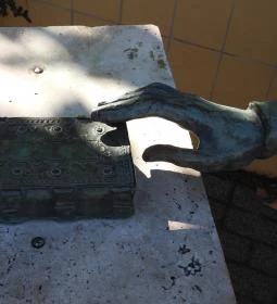 Professzor szobor Siófok