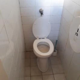 Pubi Caffe Mezőkövesd - Mosdó