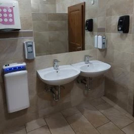 Publo Étterem és Pizzéria Csákvár - Mosdó