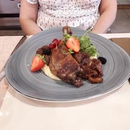 Puskás Akadémia Sport és Wellness Hotel étterme, Alcsútdoboz - Étel/ital