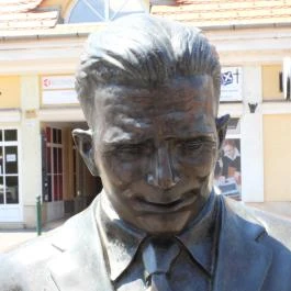 Puskás Ferenc szoborcsoport Budapest - Egyéb