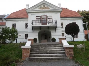 Püspökszentlászlói kastély Püspökszentlászló