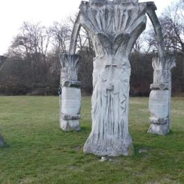 Pusztamaróti történelmi emlékhely Nyergesújfalu - Külső kép