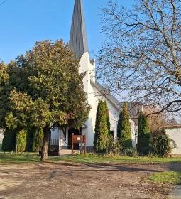 A Pusztaszabolcsi és Szabadegyházi Missziós Református Gyülekezet temploma