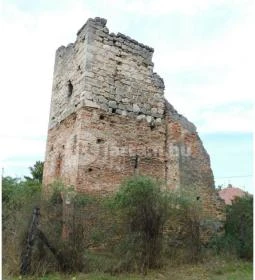 Pusztavacsi templomrom