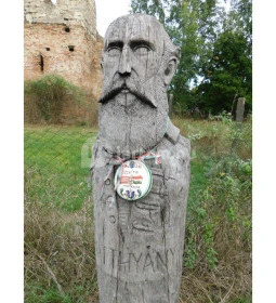 Pusztavacsi templomrom