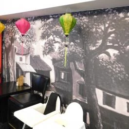 Quán Nón Vietnámi Étterem - Erzsébet tér Budapest - Belső