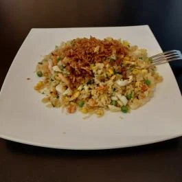 Quán Nón Vietnámi Étterem - Erzsébet tér Budapest - Étel/ital