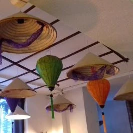 Quán Nón Vietnámi Étterem - Lágymányosi utca, Budapest - Belső