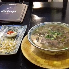 Quán Nón Vietnámi Étterem - Lágymányosi utca, Budapest - Étel/ital