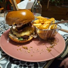 Quentin's Burger Budapest - Étel/ital