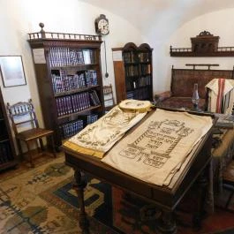 Rabbiház Mád - Belső