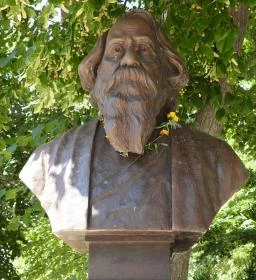 Rabindranath Tagore szobra