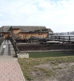 Ráckevei Hajómalom