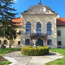 Ráday-Kastély Pécel - Külső kép