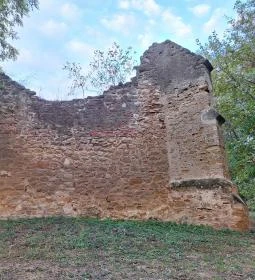 Rádligeti Árpád-kori romtemplom