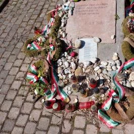 Radnóti abdai síremléke, Abda - Egyéb