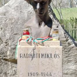 Radnóti abdai síremléke, Abda - Egyéb