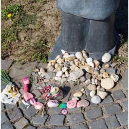 Radnóti Miklós emlékhely Győr - Egyéb