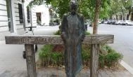 Radnóti Miklós szobor Budapest - Külső kép