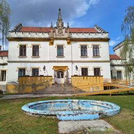 Redl-Nyéki-Podmaniczky Kastély Tompa - Külső kép