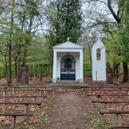 Remetekert, Nagykapornak - Külső kép