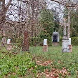 Remetekert, Nagykapornak - Külső kép