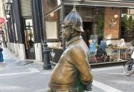 Rendőr szobor Budapest