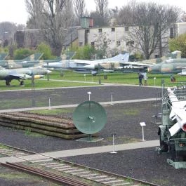 RepTár Szolnoki Repülőmúzeum Szolnok - Külső kép