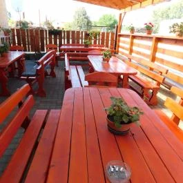 Resti Vendéglő, Devecser - Külső kép