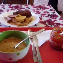 Retró Faló Kifőzde, Budapest - Étel/ital