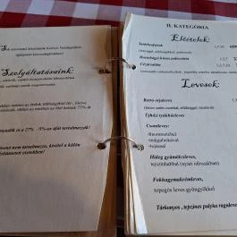 Retro Kisvendéglő, Kiskunlacháza - Étlap/itallap