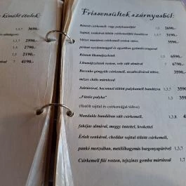 Retro Kisvendéglő, Kiskunlacháza - Étlap/itallap