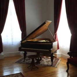 Rhédey Kastély, Zsáka - Belső