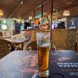 Lakat S1 Pub Budapest - Étel/ital