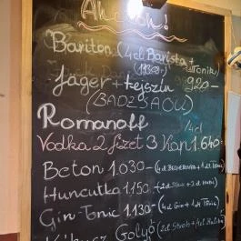 Lakat S1 Pub Budapest - Egyéb