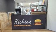 Richies Burger Móricz Óbuda Budapest - Belső